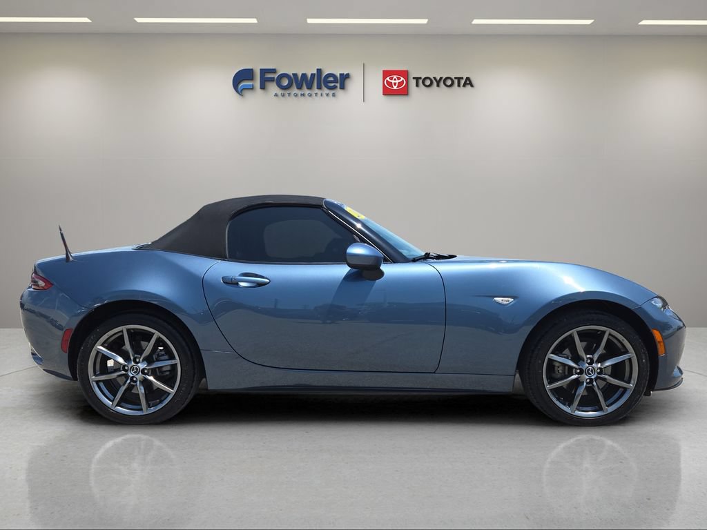 Used 2016 MAZDA MX-5 Miata Grand Touring RWD image 8