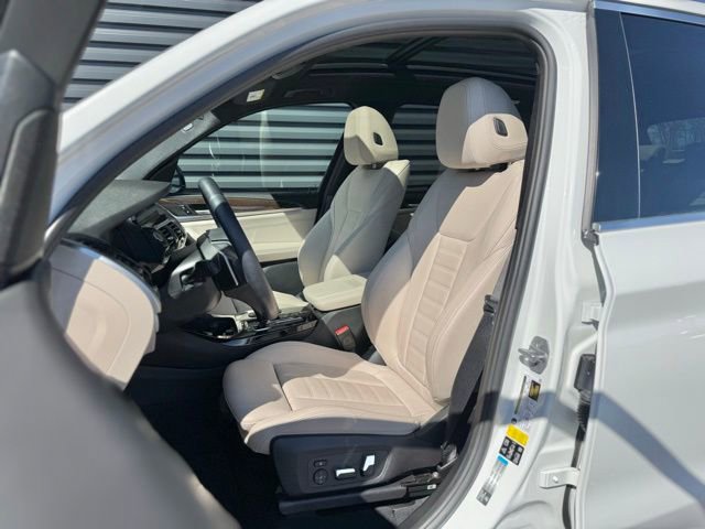 Used 2021 BMW X3 xDrive30i w/ Executive Package image 5