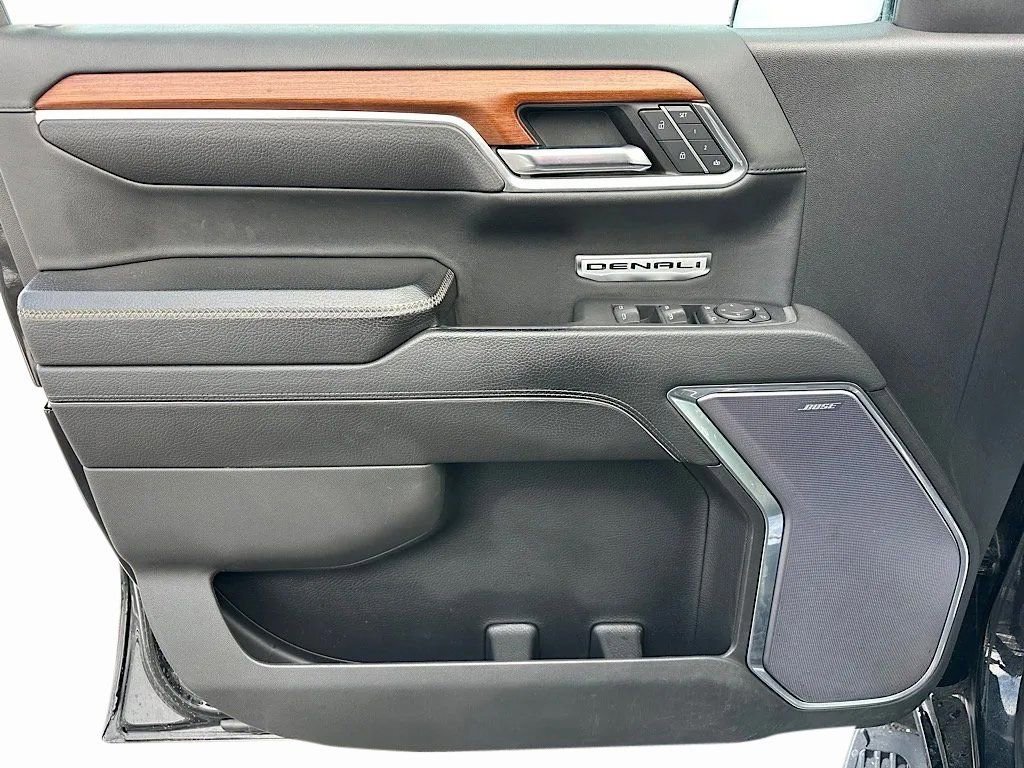 Used 2023 GMC Sierra 1500 Denali w/ Technology Package image 14