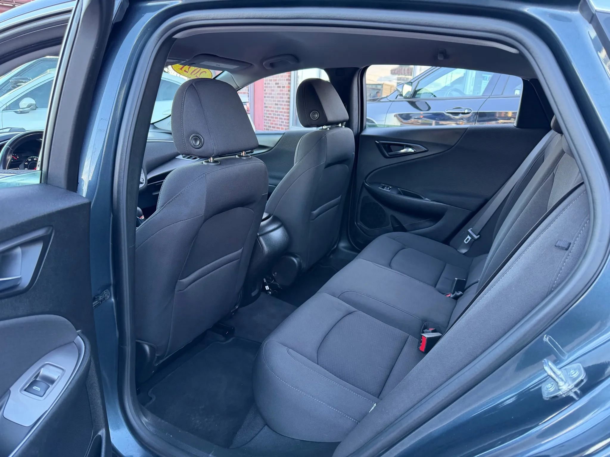 Used 2021 Chevrolet Malibu RS image 36