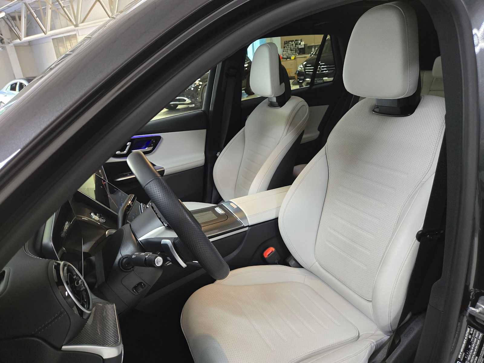 Certified 2026 Mercedes-Benz GLC 300 4MATIC image 21