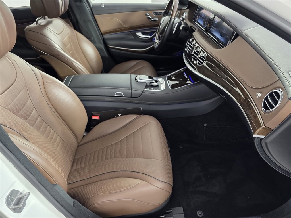 Used 2016 Mercedes-Benz S 550 Sedan image 30
