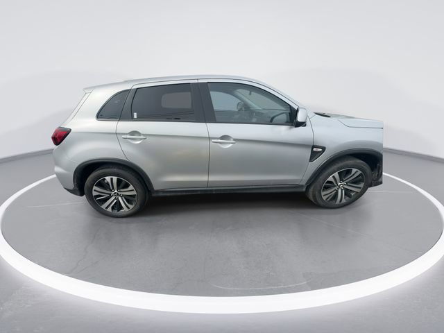 Used 2025 Mitsubishi Outlander Sport ES image 9