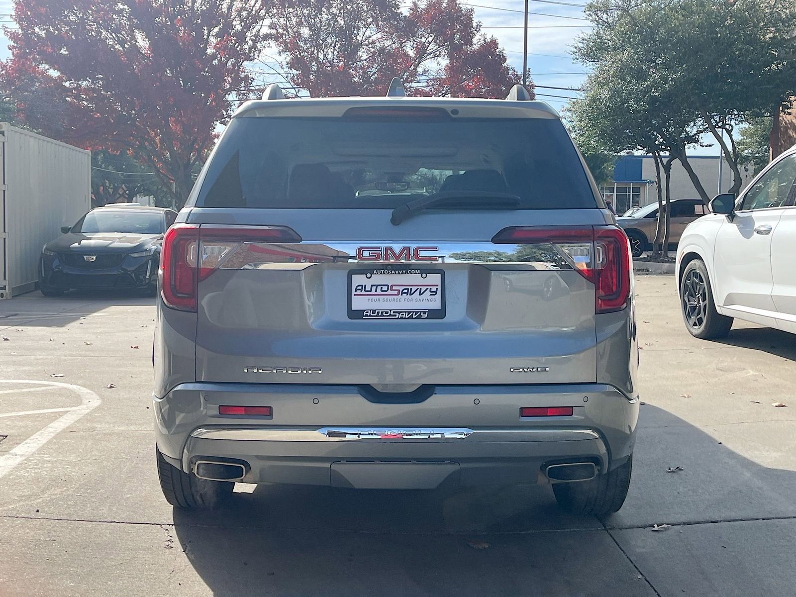 Used 2023 GMC Acadia Denali w/ Denali Ultimate Package image 6