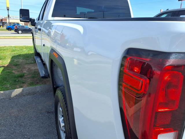 Used 2022 GMC Sierra 3500 Pro w/ Convenience Package image 17