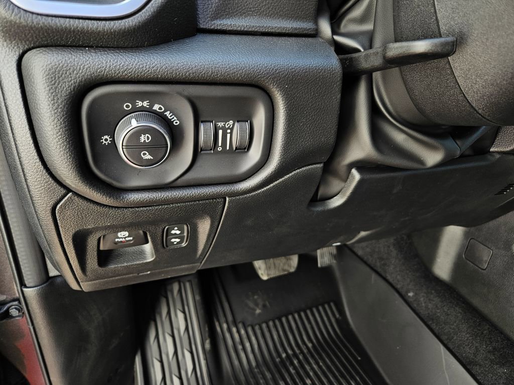New 2026 RAM 1500 2WD Crew Cab image 13