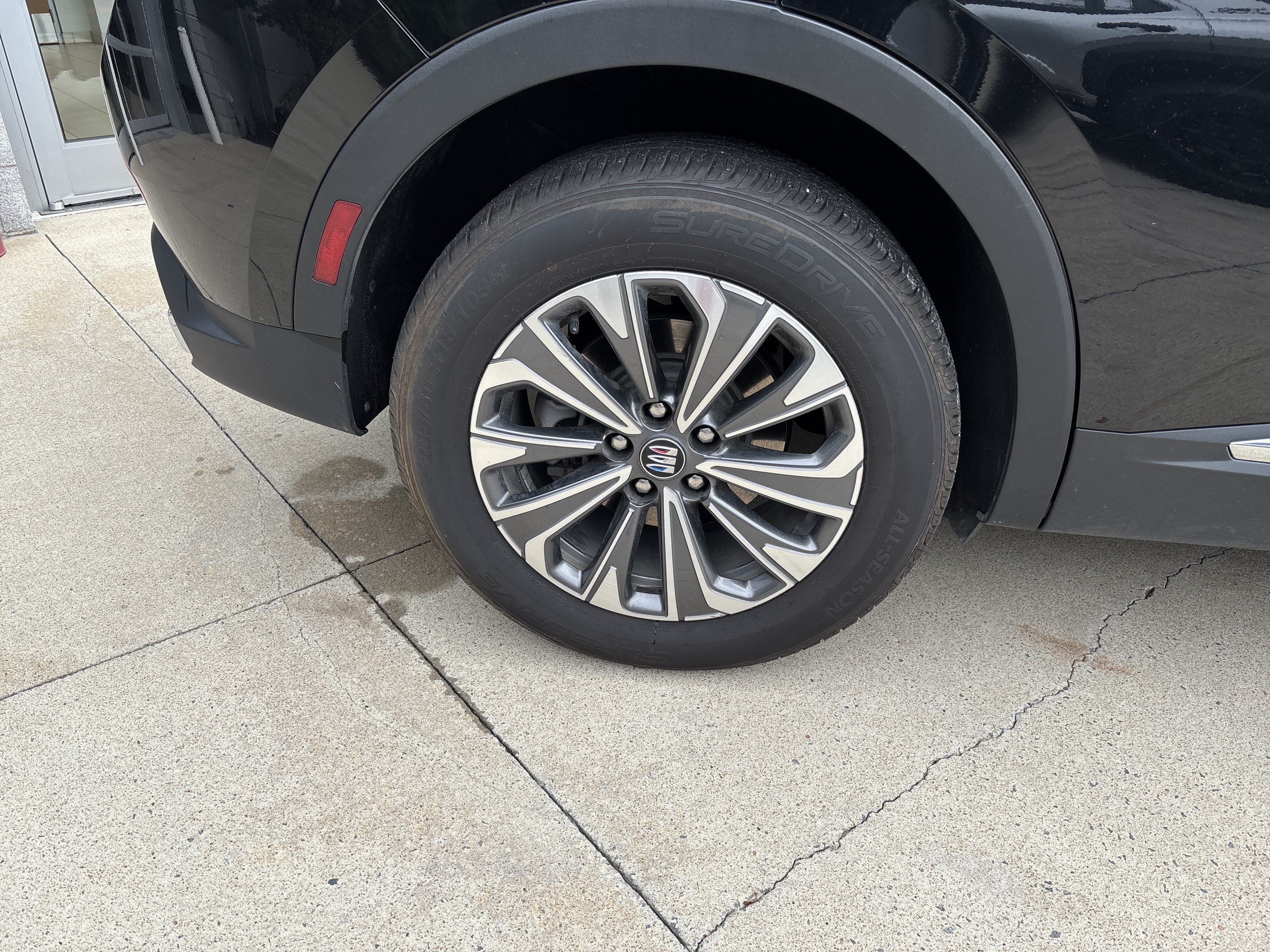 Used 2024 Buick Envision Preferred AWD/4WD image 35