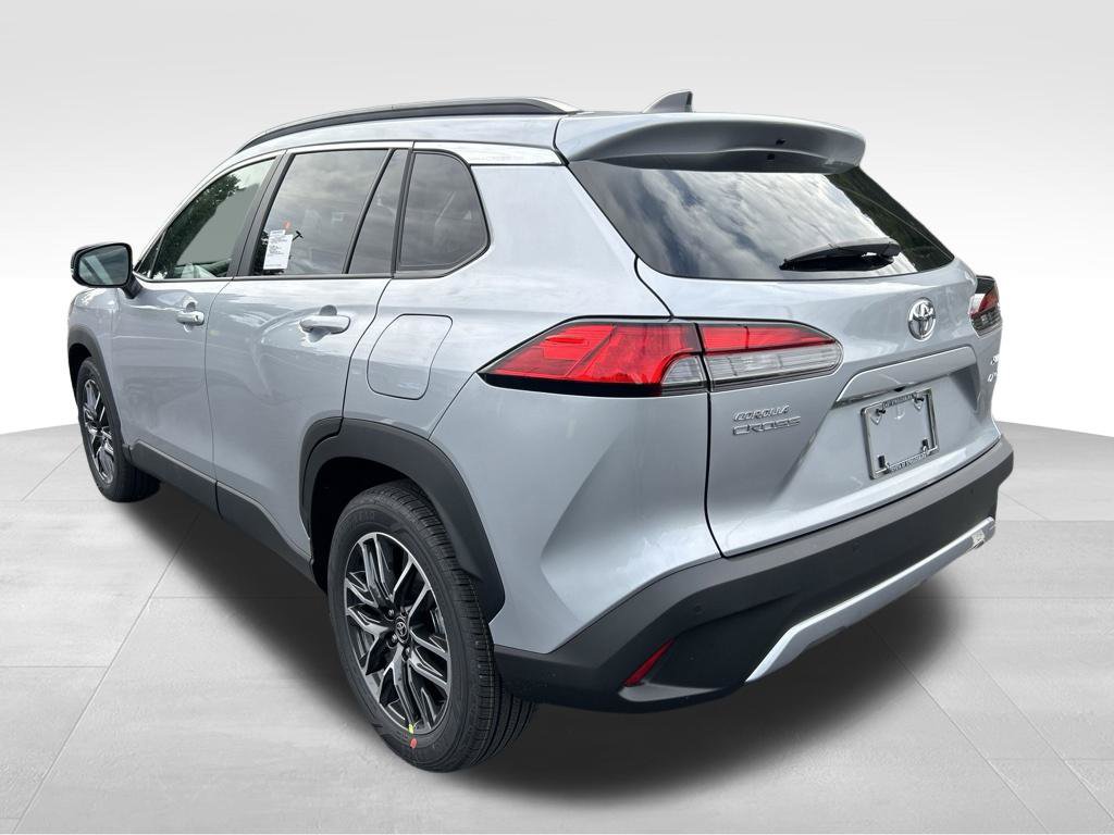 New 2026 Toyota Corolla Cross XLE w/ Convenience Package AWD/4WD image 3