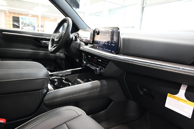 New 2026 Chevrolet Tahoe Premier w/ Sun And Tow Package AWD/4WD image 14