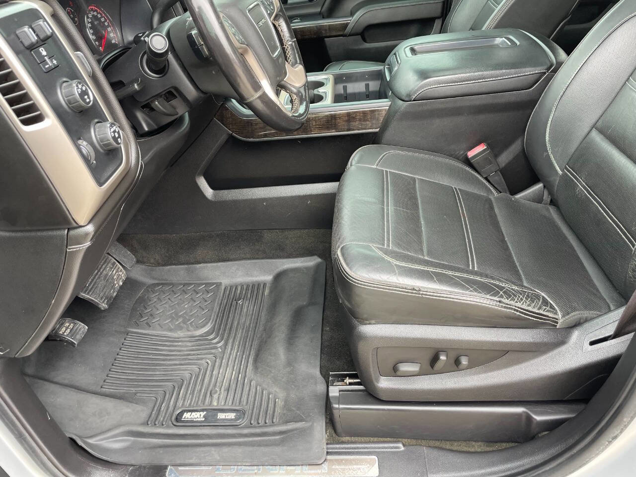 Used 2015 GMC Sierra 3500 Denali w/ Duramax Plus Package image 19