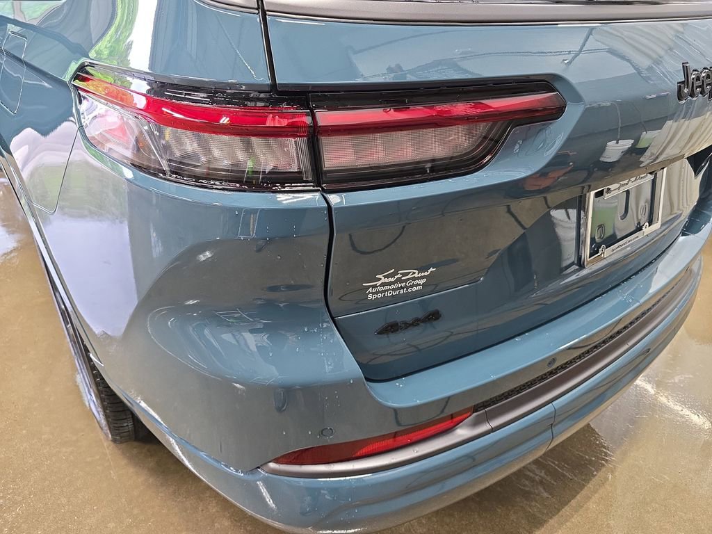 New 2026 Jeep Grand Cherokee L Limited AWD/4WD image 35