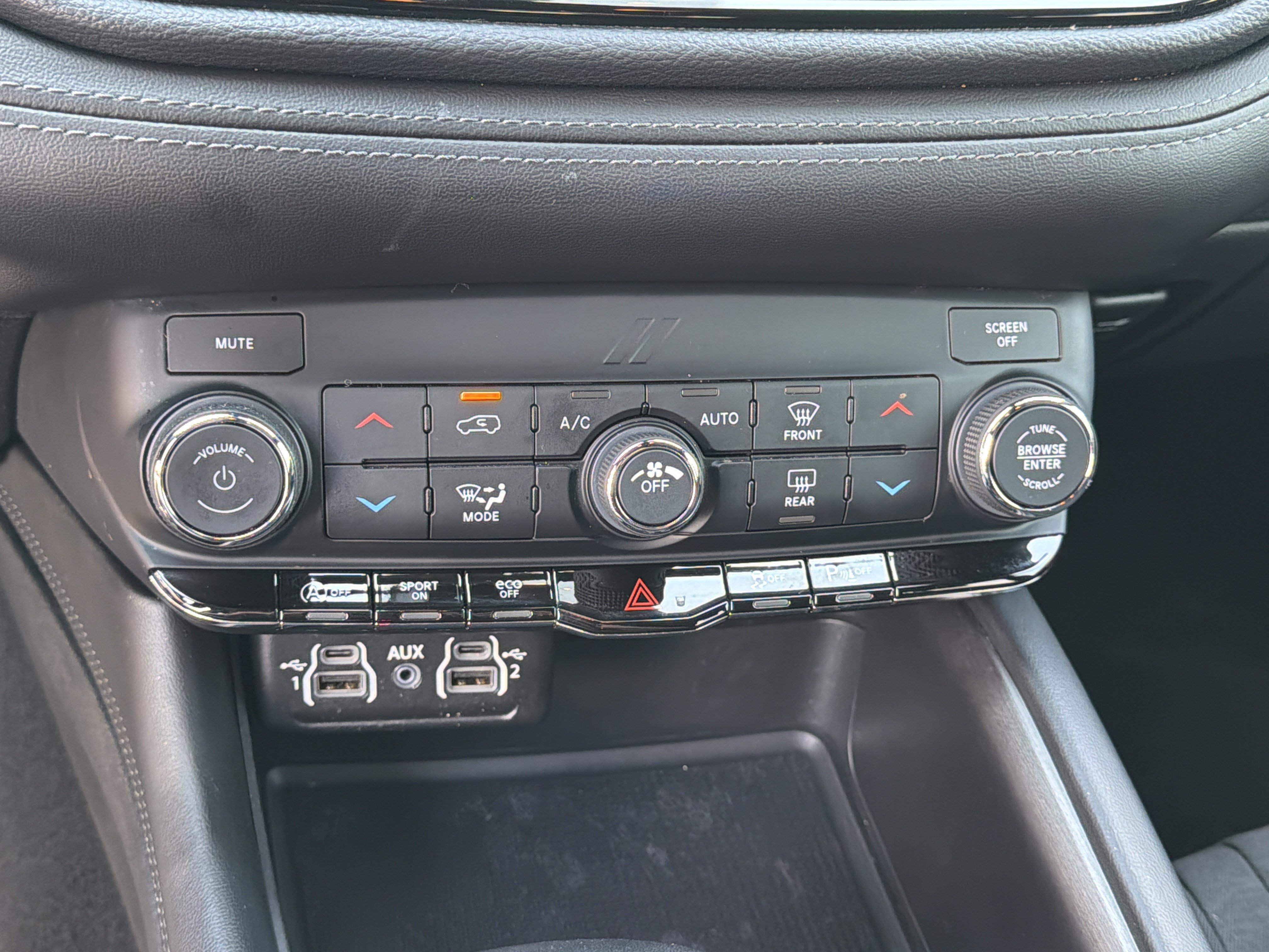 Used 2023 Dodge Durango SXT Launch Edition RWD image 36