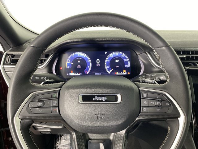 Used 2025 Jeep Grand Cherokee L Altitude AWD/4WD image 21
