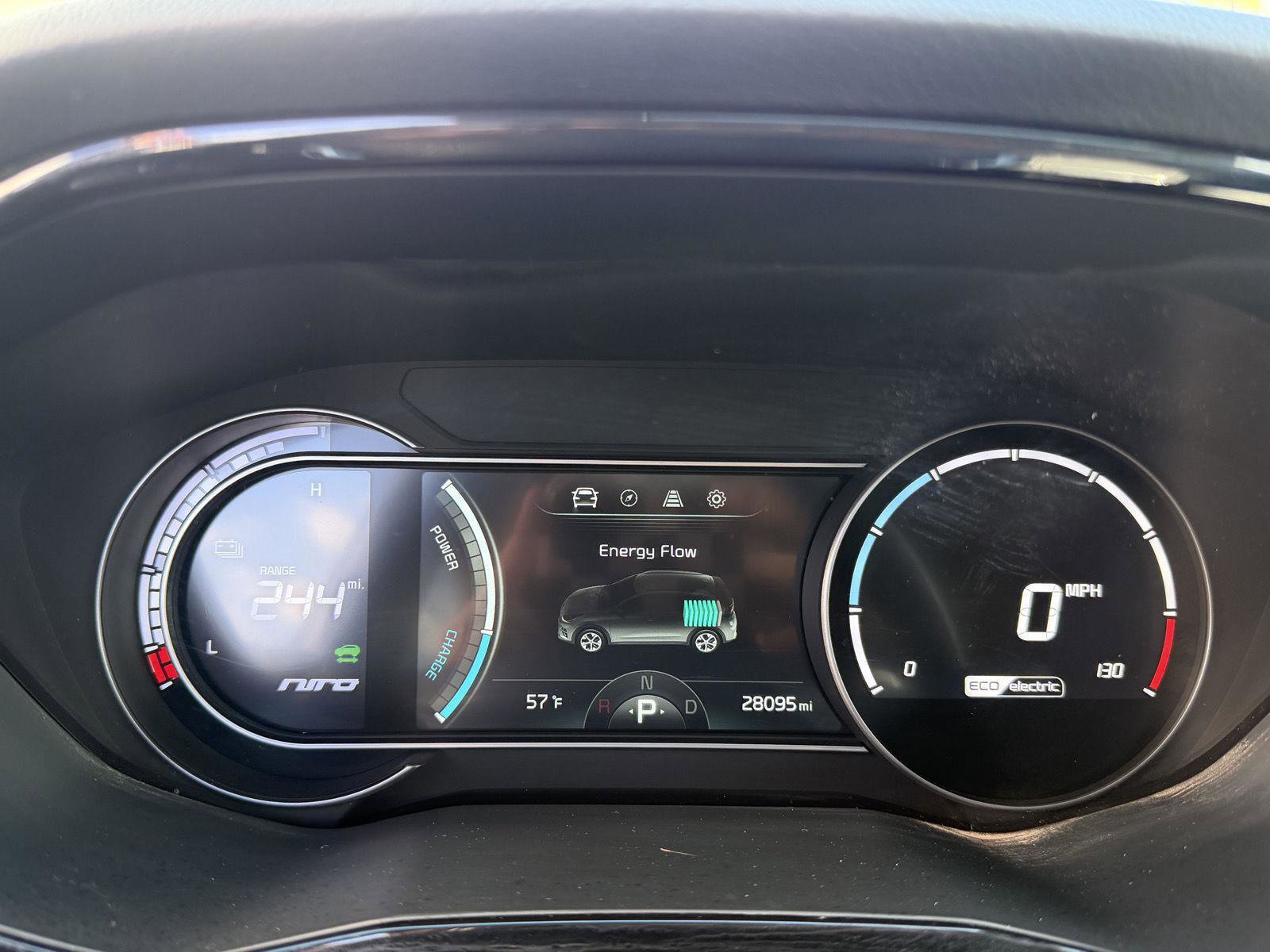 Used 2022 Kia Niro EX Premium w/ Cold Weather Package image 35