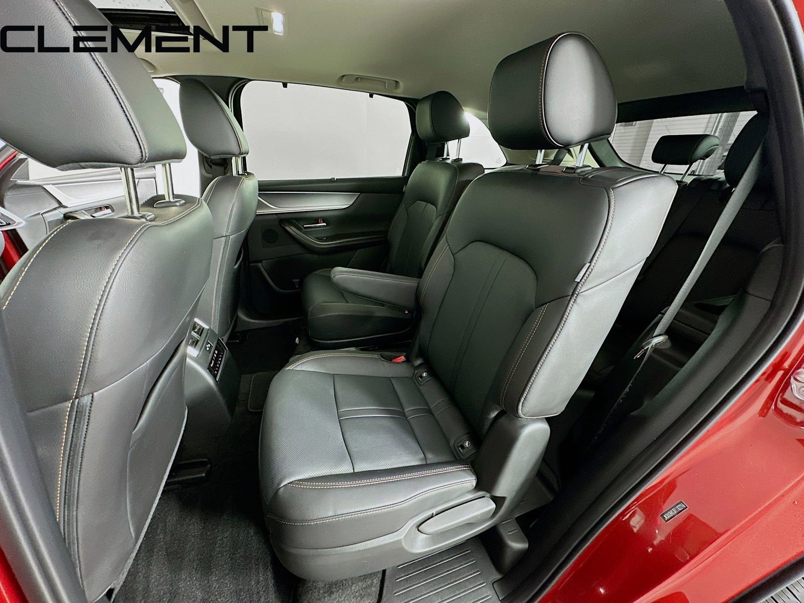 Used 2024 MAZDA CX-90 3.3 Turbo w/ Preferred Package AWD/4WD image 33