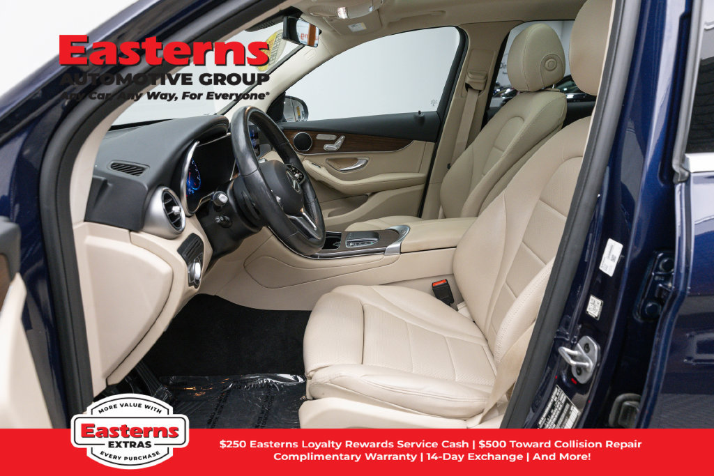 Used 2021 Mercedes-Benz GLC 300 4MATIC image 15