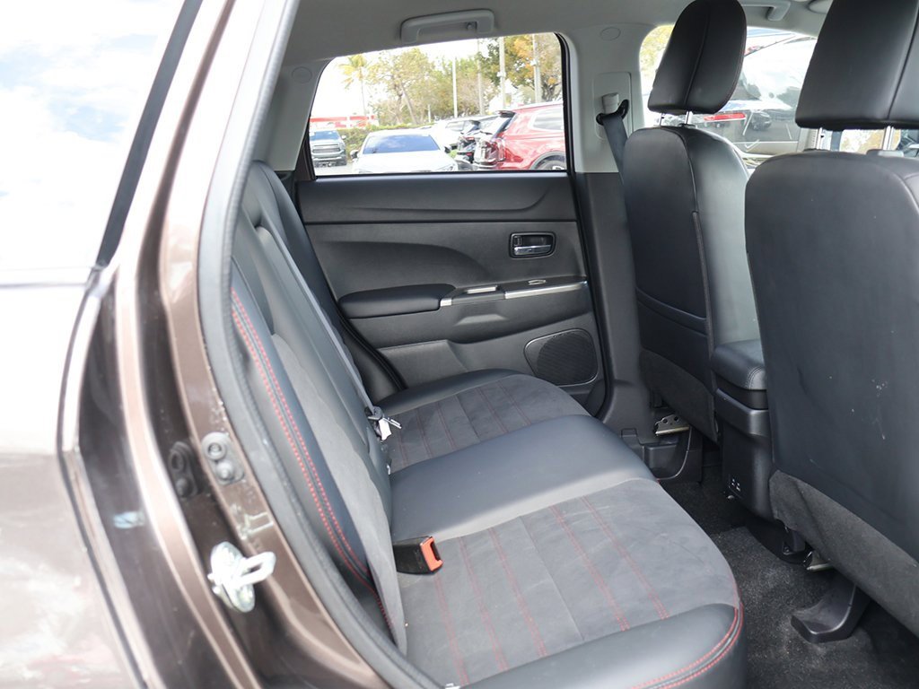 Used 2024 Mitsubishi Outlander Sport SE image 34