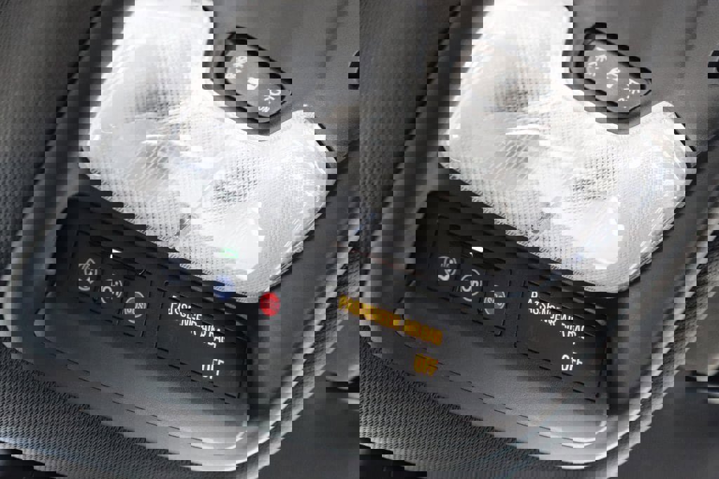 Used 2022 Chevrolet TrailBlazer ACTIV w/ Technology Package image 9