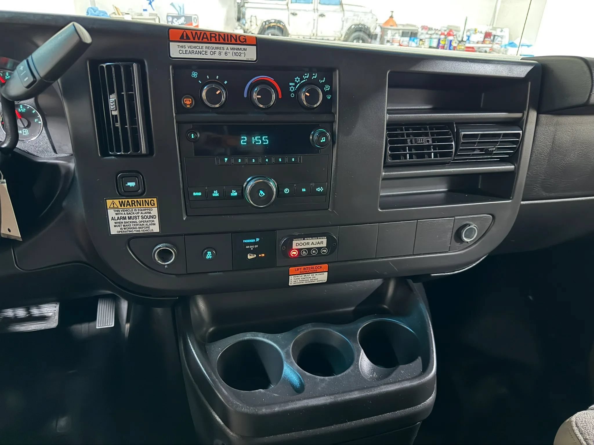 Used 2014 Chevrolet Express 3500 LT w/ LT Preferred Equipment Group RWD image 38