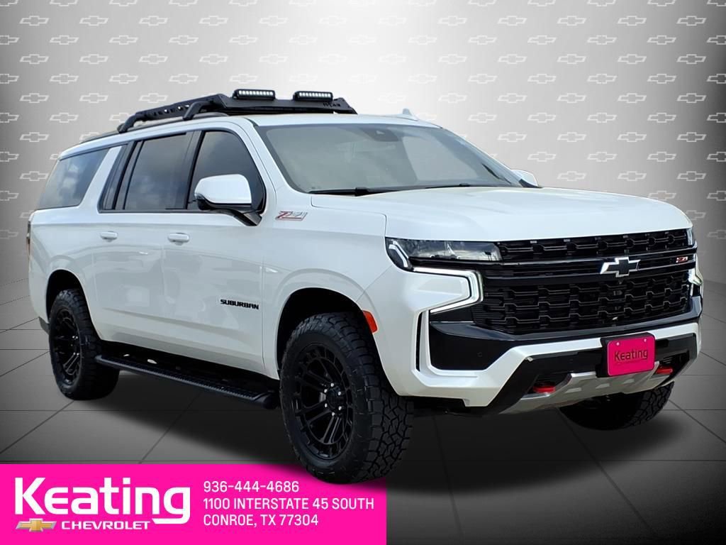 Used 2024 Chevrolet Suburban Z71 w/ Z71 Off-Road Package image 3