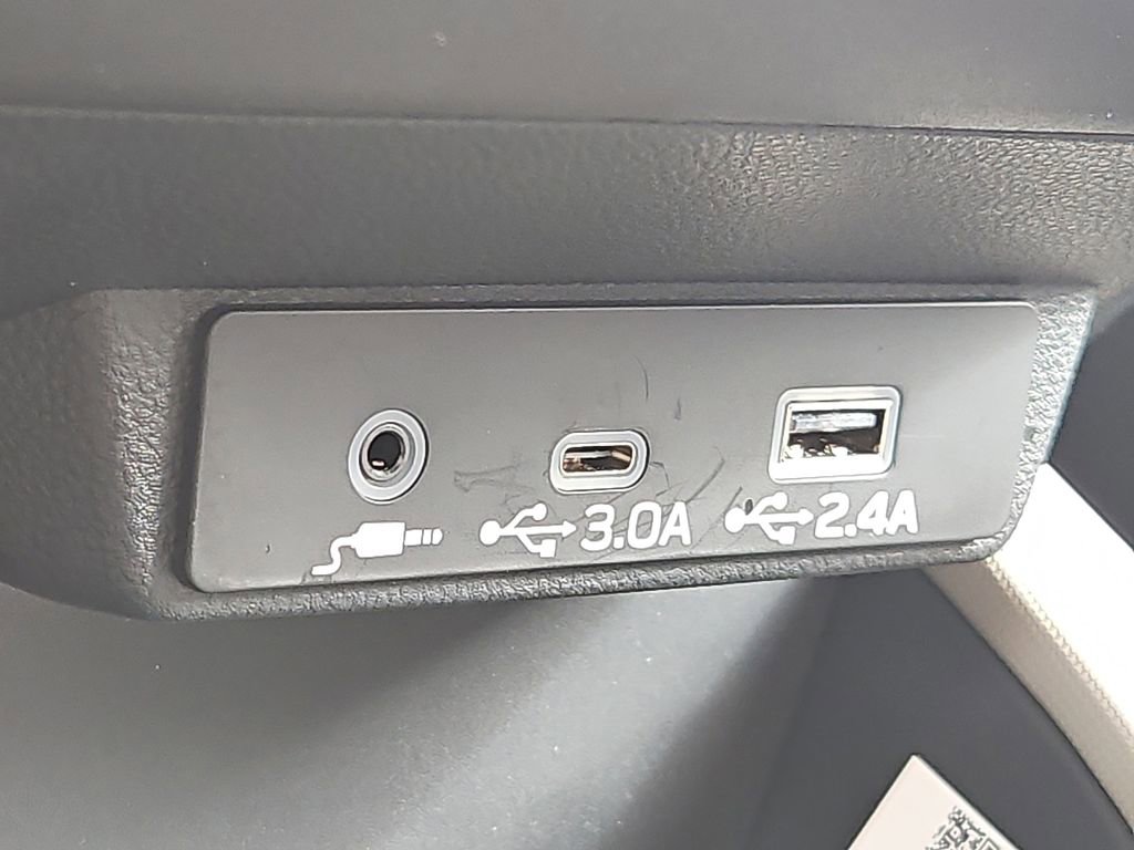 Used 2026 Subaru Forester Premium AWD/4WD image 17