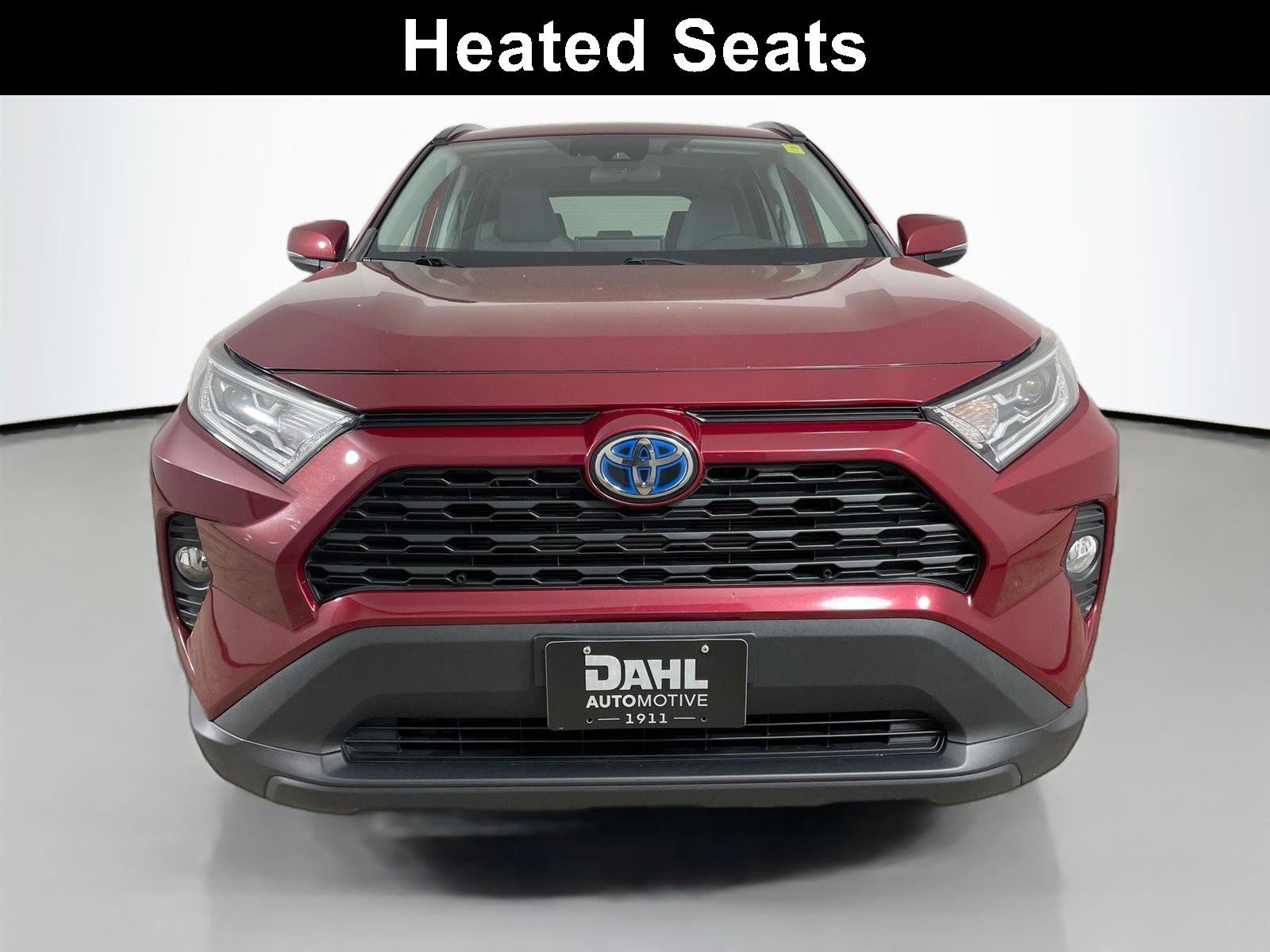 Used 2020 Toyota RAV4 XLE w/ Convenience Package AWD/4WD image 3