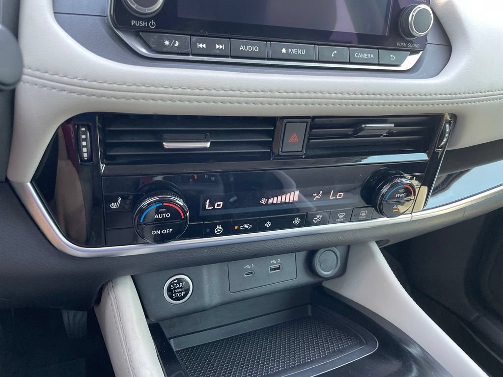 Used 2023 Nissan Rogue SL AWD/4WD image 18