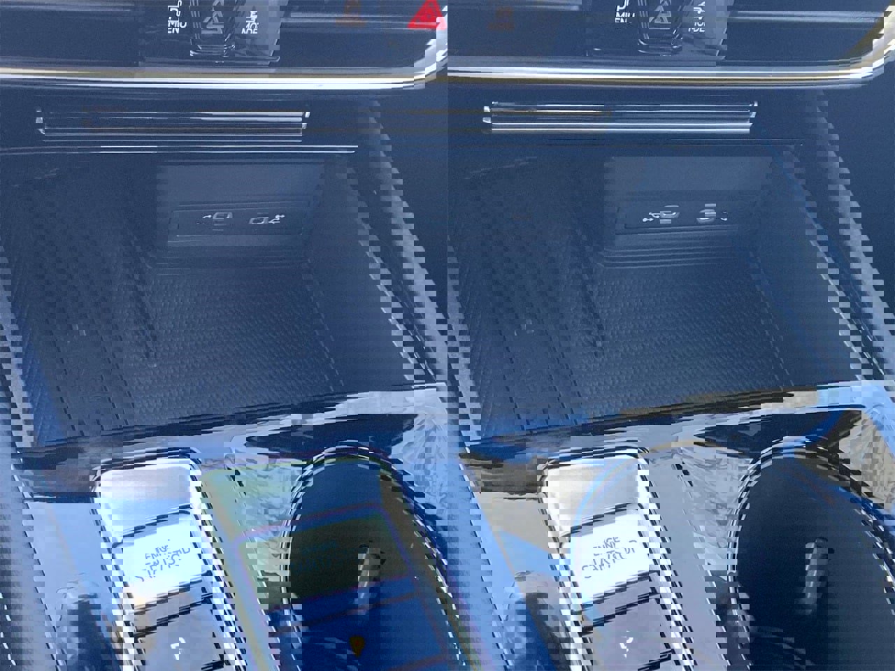 New 2026 Volkswagen Atlas Cross Sport SEL Premium R-Line image 25