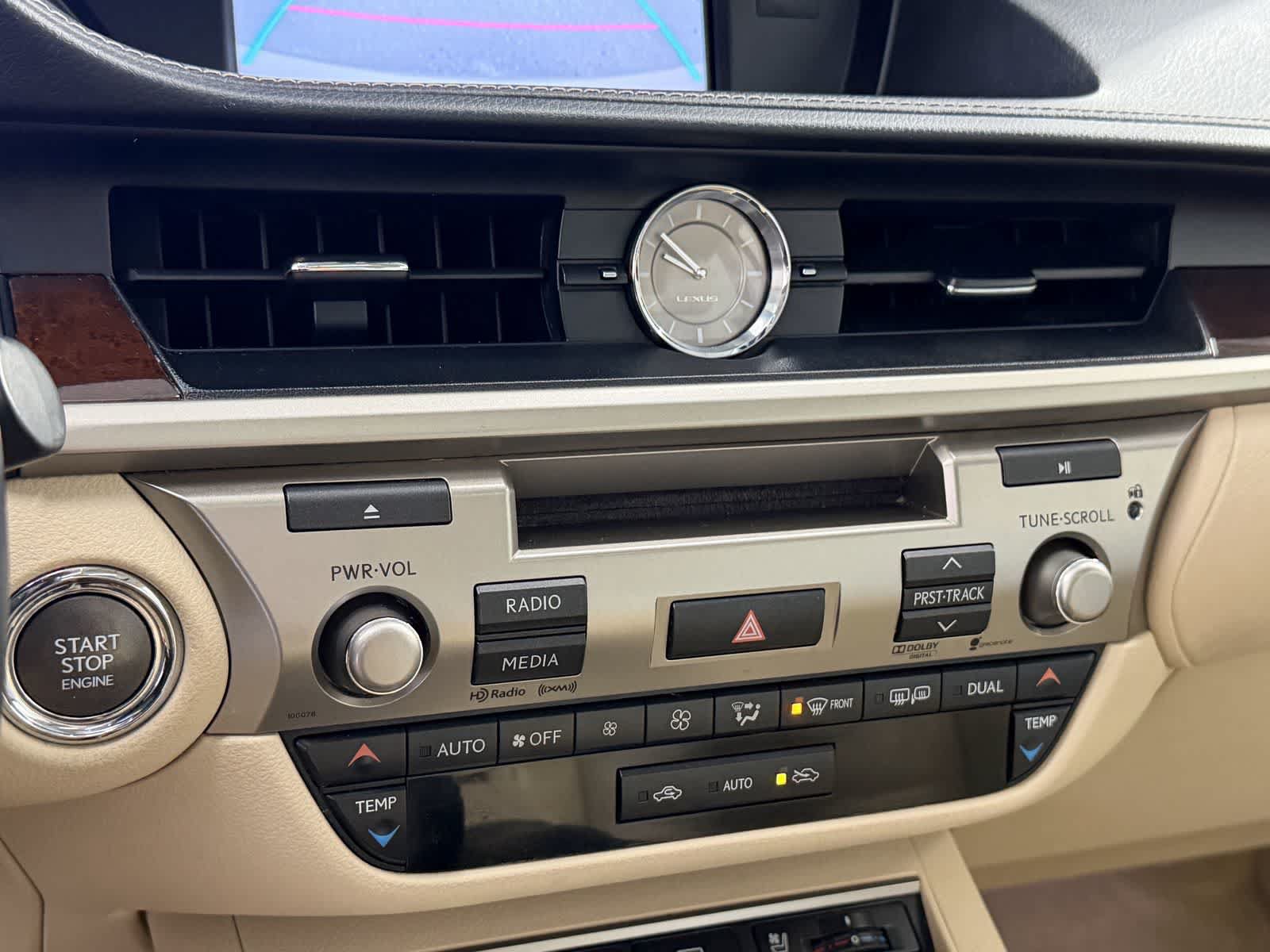 Used 2013 Lexus ES 350 w/ Luxury Pkg FWD image 21