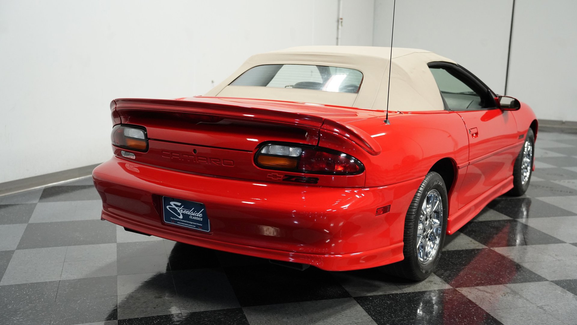 Used 2002 Chevrolet Camaro Z28 w/ Sport Appearance Pkg image 9