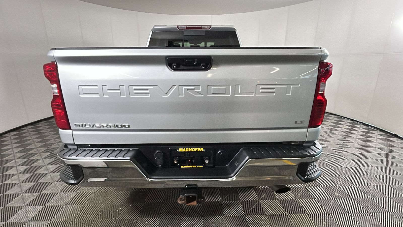 Used 2021 Chevrolet Silverado 2500 LT w/ Convenience Package AWD/4WD image 4