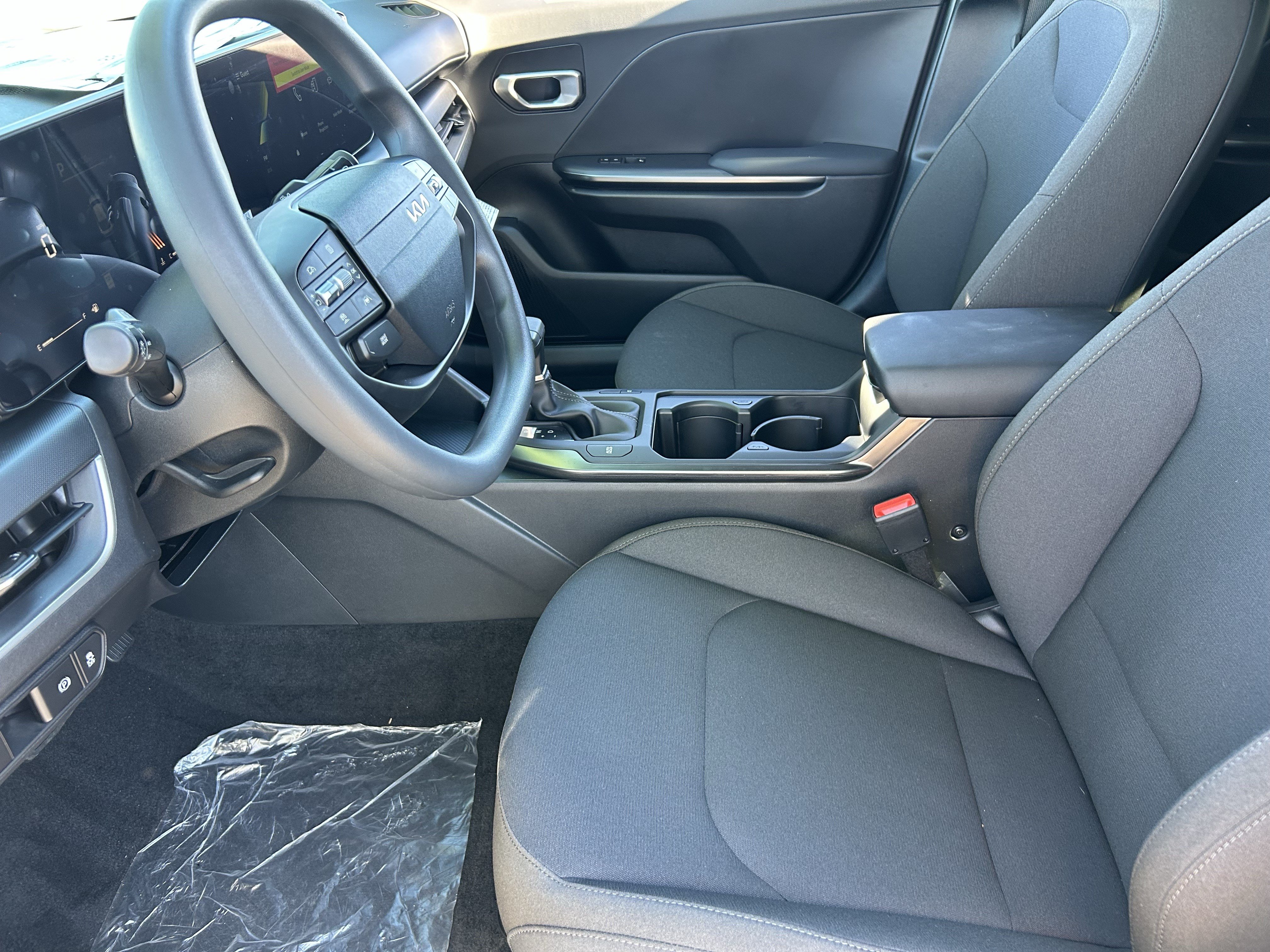 New 2026 Kia K4 FWD image 23