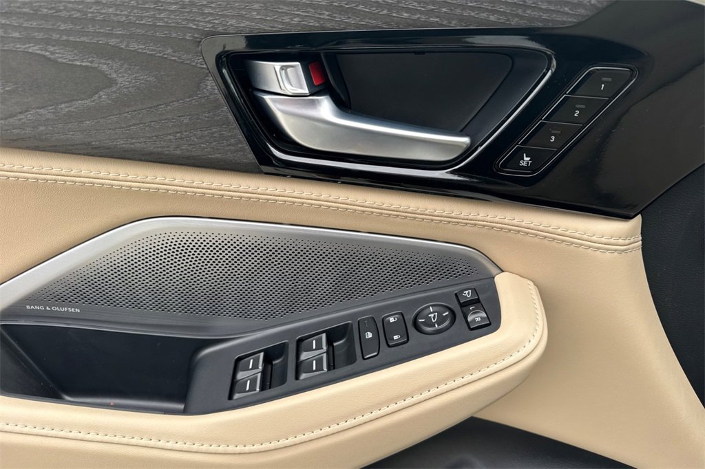 New 2026 Acura MDX w/ Advance Package image 11