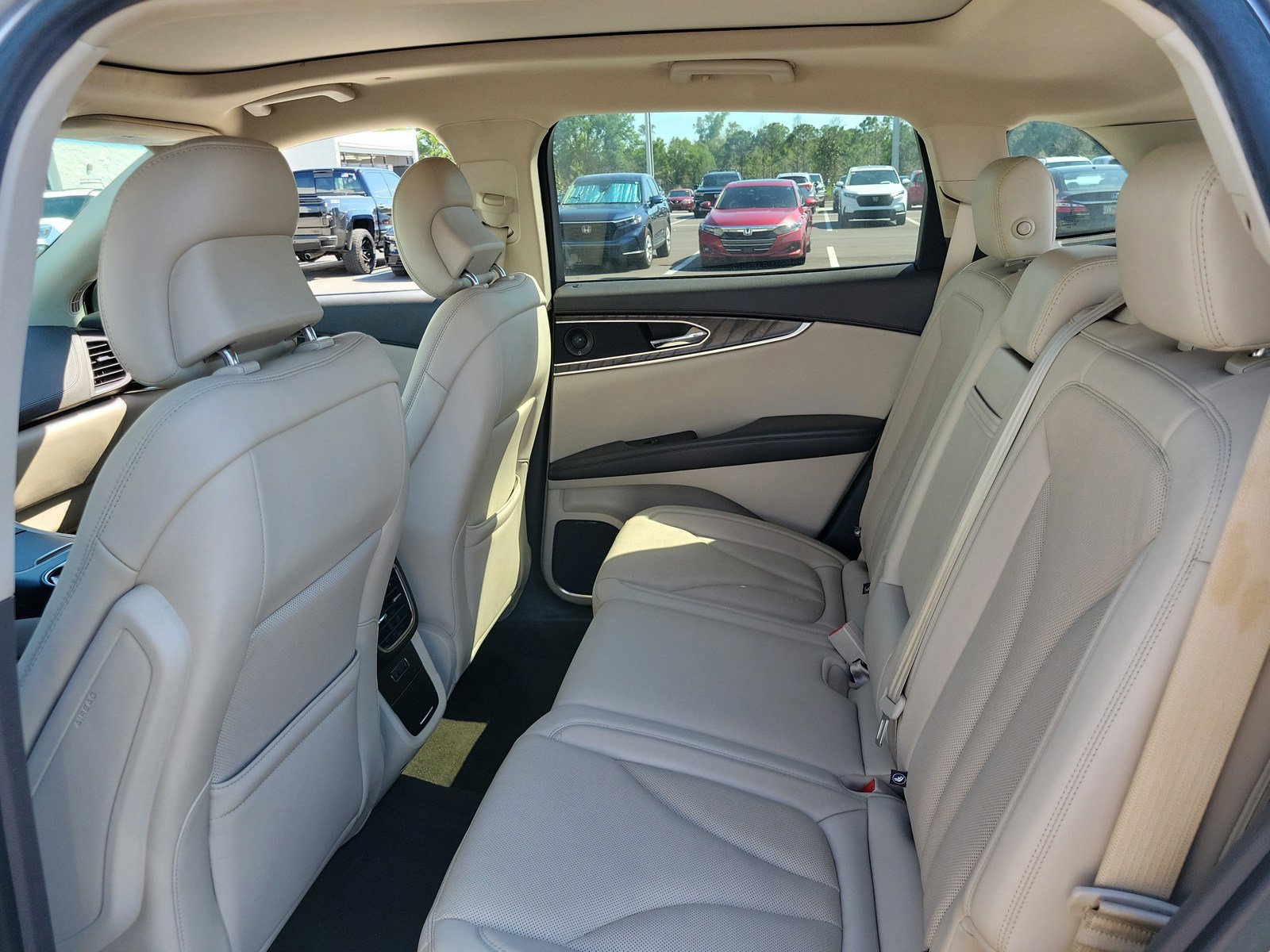 Used 2019 Lincoln Nautilus Reserve FWD image 28