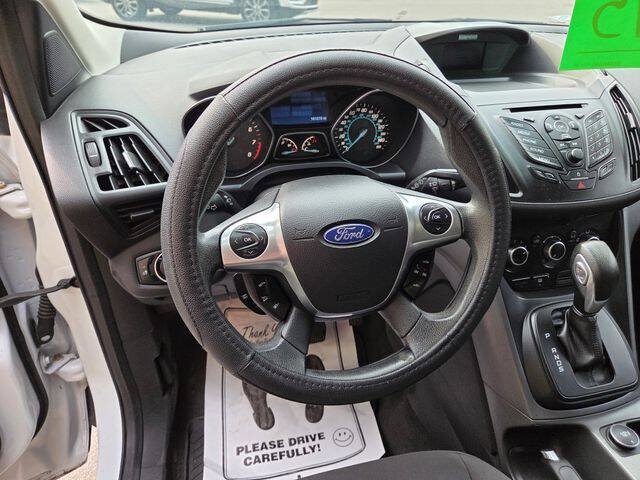 Used 2014 Ford Escape S w/ Equipment Group 101B FWD image 15