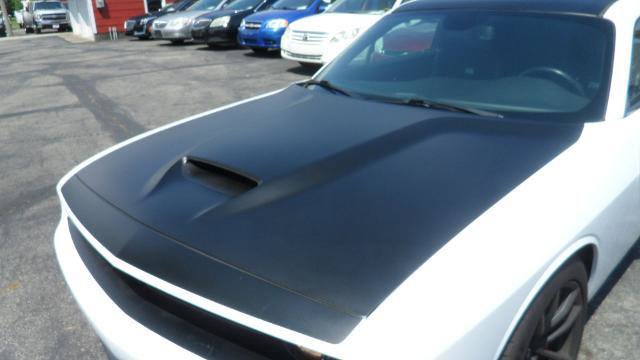 Used 2018 Dodge Challenger T/A RWD image 13