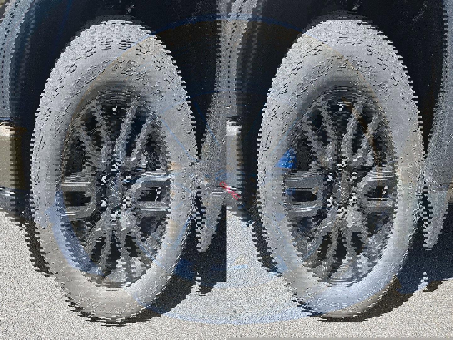 Used 2023 GMC Sierra 1500 Elevation image 4