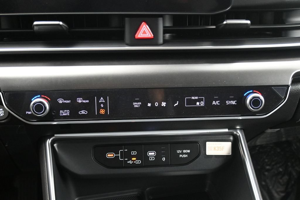 New 2026 Kia Carnival SX w/ SX Dark Edition Package FWD image 30