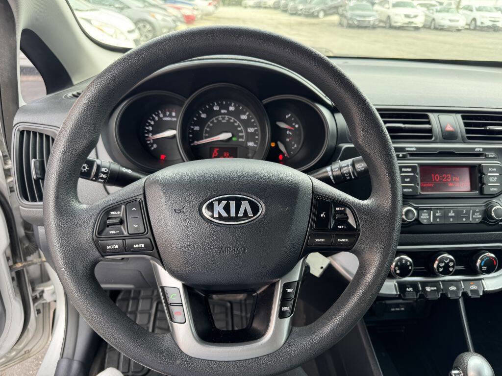 Used 2015 Kia Rio LX image 9