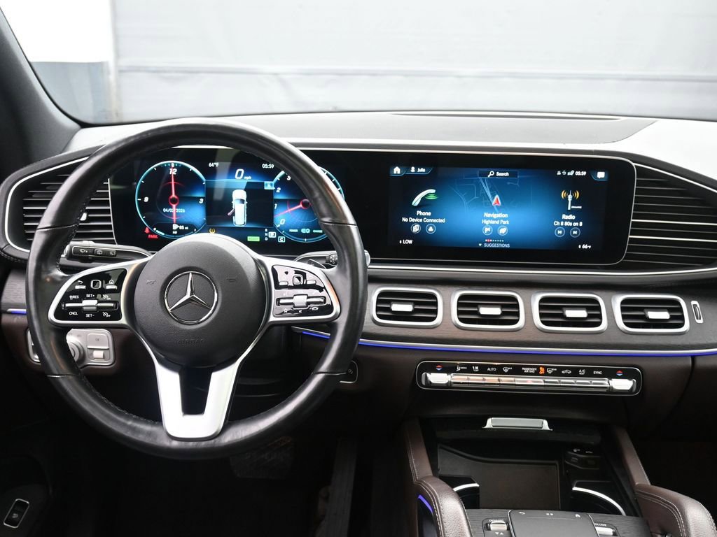 Used 2022 Mercedes-Benz GLS 450 4MATIC w/ Warmth & Comfort Package image 11