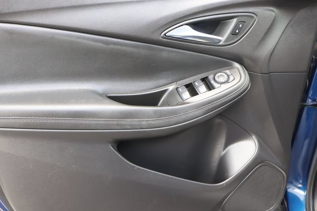 Used 2023 Buick Encore GX Preferred w/ Cold Weather Comfort Package FWD image 12