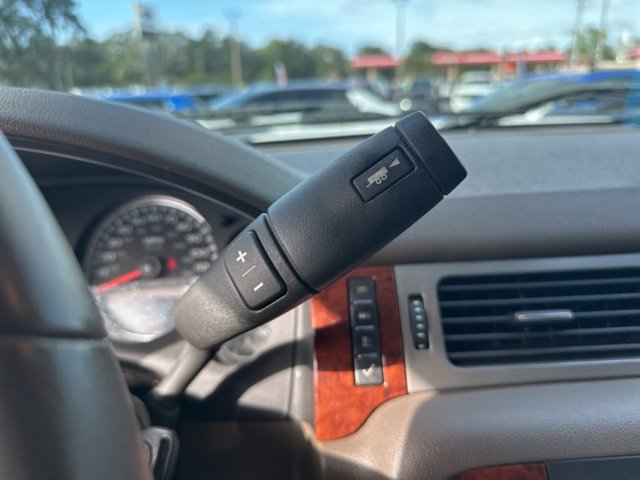 Used 2014 Chevrolet Silverado 2500 LTZ w/ LTZ Plus Package image 68