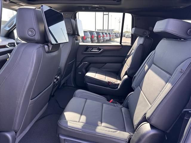 New 2026 GMC Yukon XL Denali w/ Denali Reserve Package AWD/4WD image 21