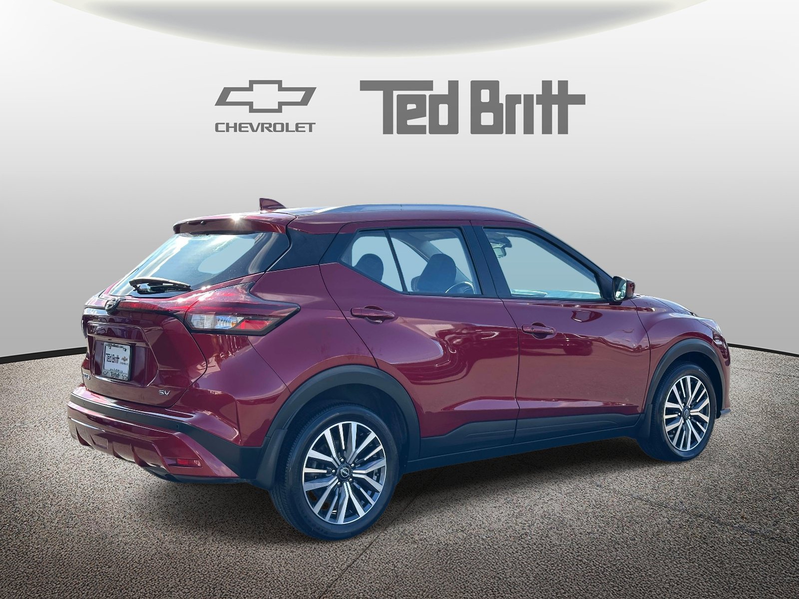 Used 2024 Nissan Kicks SV FWD image 4