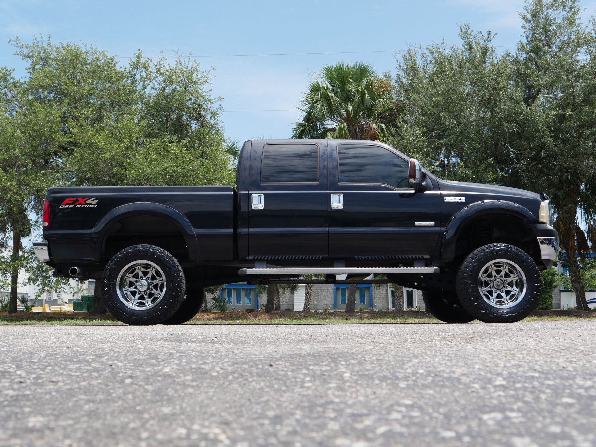 Used 2006 Ford F250 4x4 Crew Cab Super Duty image 14