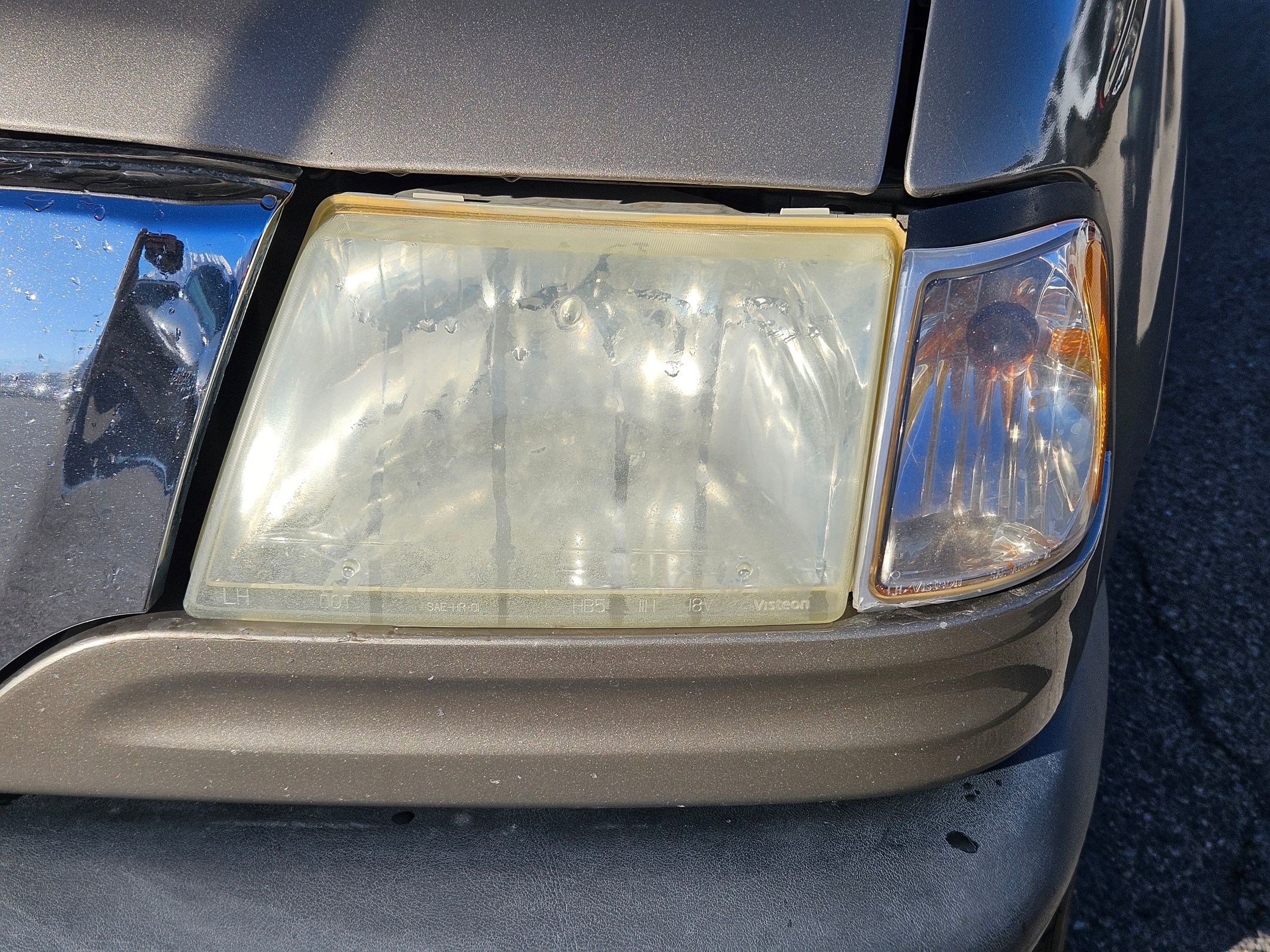 Used 2004 MAZDA B-Series Pickup SE w/ Convenience Pkg image 10