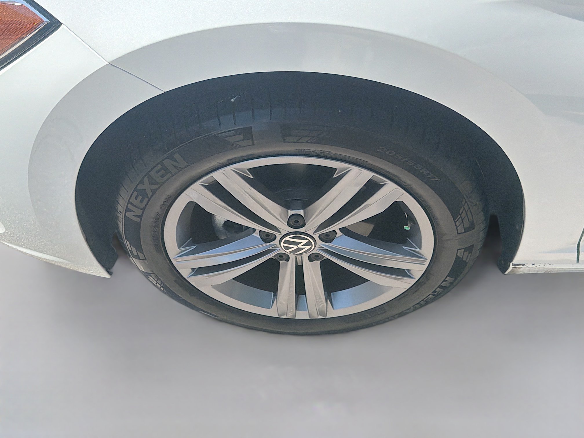 Used 2023 Volkswagen Jetta SE FWD image 35