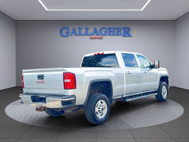 Used 2017 GMC Sierra 2500 SLE w/ HD SLE Preferred Plus Package AWD/4WD image 4