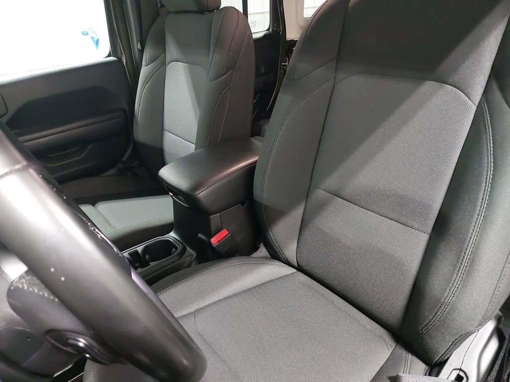 Used 2021 Jeep Wrangler Unlimited Sport image 14