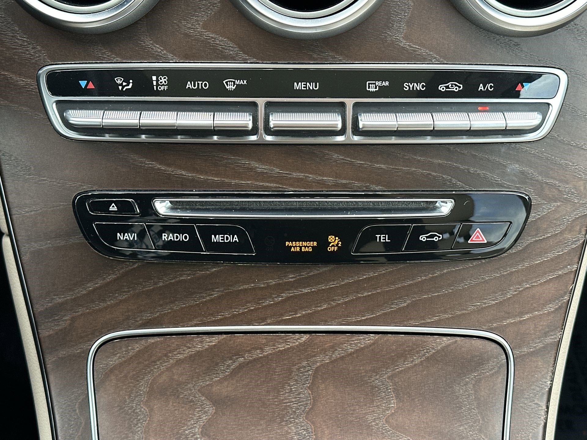 Used 2019 Mercedes-Benz GLC 300 image 17